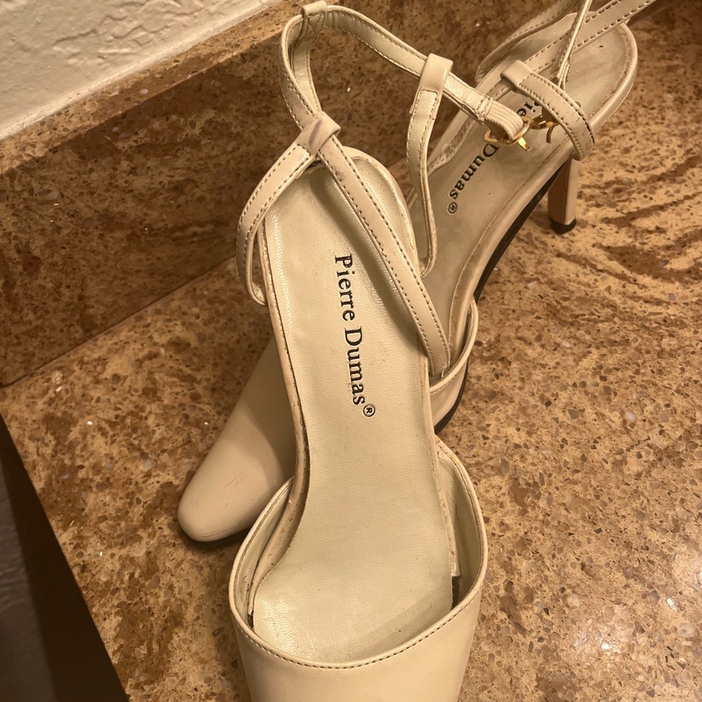 Cream pump heels